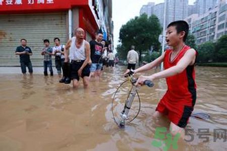 湖南為什么出現(xiàn)暴雨？湖南暴雨受災(zāi)嚴(yán)重情況？