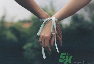 用醋泡手可以護(hù)膚嗎？怎么用醋泡手？