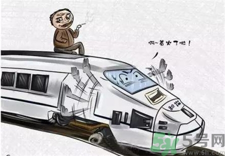 動(dòng)車吸煙被罰兩次將終身禁乘,為什么動(dòng)車上不能吸煙?