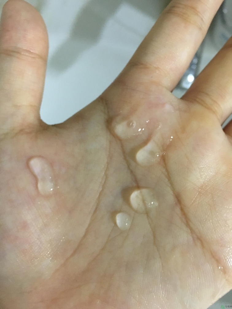 春雨和水光面膜哪個好？春雨面膜和水光面膜哪個好？