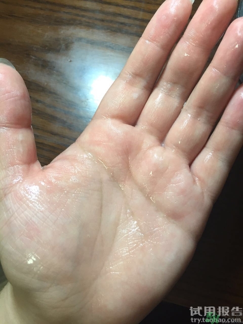 春雨和水光面膜哪個好？春雨面膜和水光面膜哪個好？