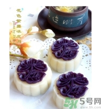 冰皮月餅和冰淇淋月餅有什么區(qū)別？冰皮月餅和冰淇淋月餅?zāi)膫€好吃？