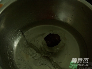 水晶月餅用的什么粉？水晶月餅的做法及配方