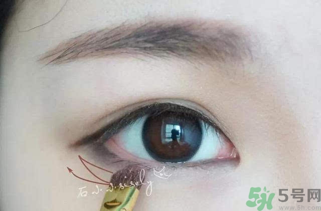 iu李智恩桃花妝怎么化？iu李智恩桃花妝怎么打造？