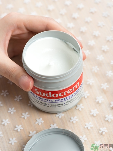 Sudocrem屁屁霜怎么用？sudocrem屁屁霜初生寶寶能用嗎？