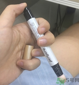 菲麗菲拉氣墊修容棒多少錢?peripera氣墊修容棒專柜價(jià)格