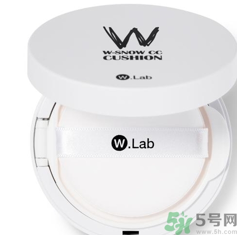 w.lab雪花氣墊黑色款怎么樣？w.lab雪花氣墊黑色和白色區(qū)別？