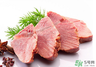 吃完牛肉可以喝牛奶嗎？牛肉和牛奶可以一起吃嗎？