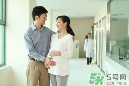 孕婦適合用什么唇膏？孕婦用哪種潤(rùn)唇膏好？