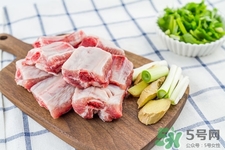 冬天沒(méi)有冰箱肉可以放幾天？生肉沒(méi)有冰箱怎么保存？