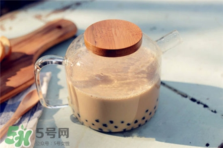 奶茶可以用綠茶來做嗎?奶茶用什么茶葉好?