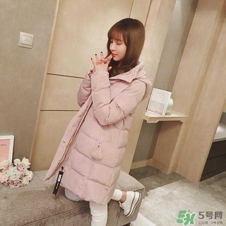 小個子女生適合穿什么羽絨服？個子矮的女生適合什么羽絨服