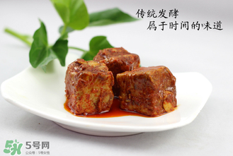 霉豆腐發(fā)黑還能吃嗎？霉豆腐長黑點還能吃嗎？