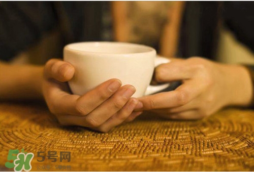 黑糖姜茶什么時(shí)候喝好?黑糖姜茶什么人不能喝