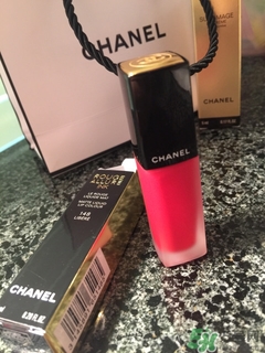 chanel香奈兒唇釉怎么樣?chanel香奈兒唇釉好用嗎?