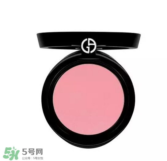 tom ford和阿瑪尼哪個(gè)好？tom ford和阿瑪尼口紅唇釉哪個(gè)好？