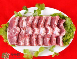 羊肉有點(diǎn)發(fā)臭還能吃嗎？羊肉有點(diǎn)臭味怎么去除？