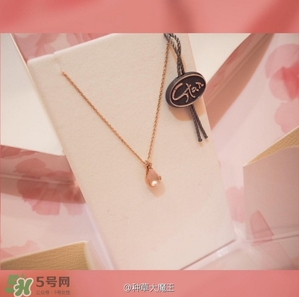 star jewelry2017櫻花限定多少錢？star jewelry櫻花項(xiàng)鏈?zhǔn)宙渻r(jià)格