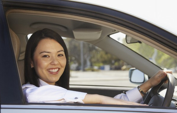 坐車暈車的人開車會暈嗎？暈車的人開車會不會暈車