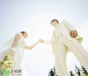 2017年5月哪天結(jié)婚好？2017年5月結(jié)婚黃道吉日