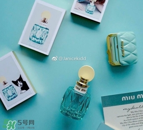 miu miu隨身鏡多少錢？miu miu限量隨身鏡價(jià)格上市時(shí)間