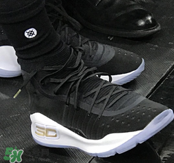 under armour curry4黑金怎么樣？庫(kù)里總決賽戰(zhàn)靴客場(chǎng)配色諜照曝光