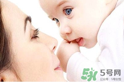 寶寶母乳喂養(yǎng)多久最好？母乳要喂多長時(shí)間最好