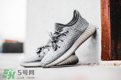 adidas yeezy 350 boost v2蟒蛇皮定制版多少錢？