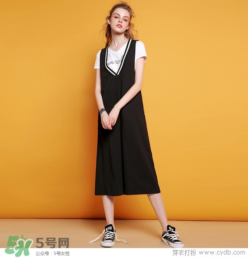 8月份穿什么衣服？八月份穿衣搭配