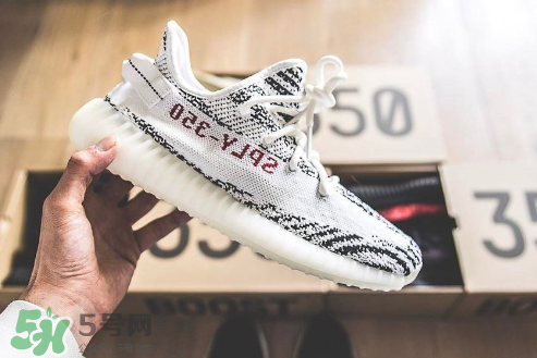 adidas yeezy 350 v2 boost zebra白斑馬市場價多少錢？