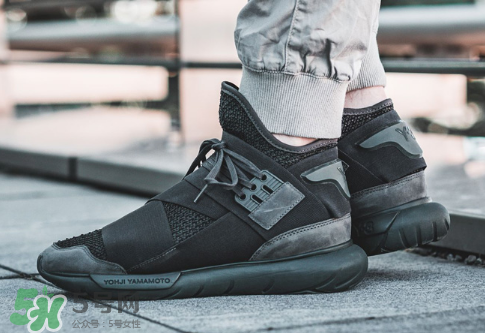 y-3 qasa high 2017上腳效果怎么樣？y-3跑鞋2017上腳好看嗎？