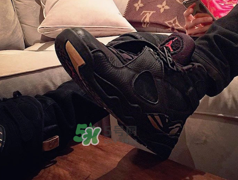 air jordan 8 retro ovo多少錢？ovo與aj8合作款什么時候發(fā)售？