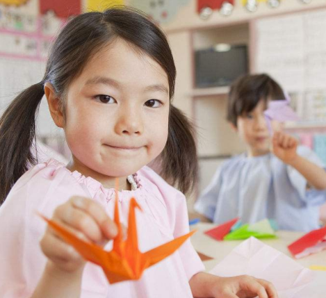 孩子在幼兒園受欺負(fù)怎么辦？孩子在幼兒園不合群怎么辦？