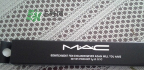 mac眼線液筆怎么用？mac魅可眼線液筆使用方法