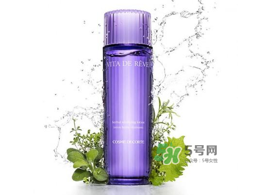 dermafirm德妃紫蘇水變色怎么回事？德妃紫蘇水什么顏色？