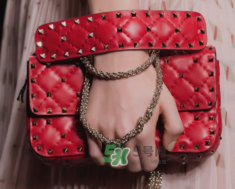 rockstud spike是什么品牌？rockstud spike耐用嗎？