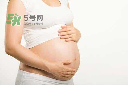 孕婦睡覺能伸懶腰嗎？孕婦睡覺伸懶腰對胎兒有什么影響？