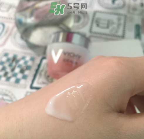 薇姿水光煥白乳霜怎么樣？薇姿水光煥白乳霜好用嗎？