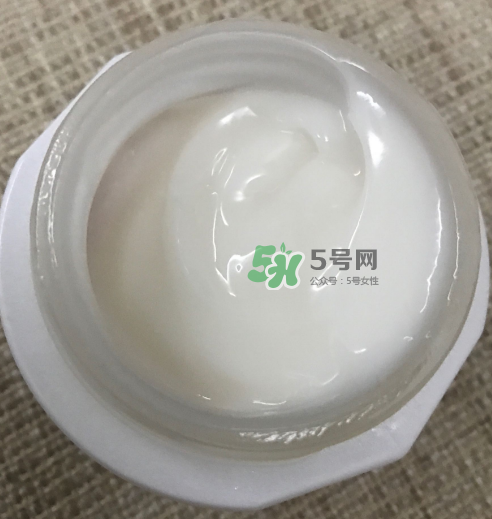 薇姿水光煥白乳霜怎么樣？薇姿水光煥白乳霜好用嗎？