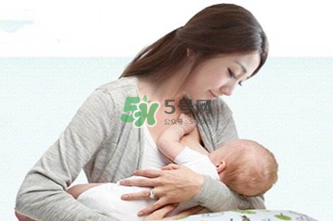 母乳喂養(yǎng)會(huì)乳糖不耐受嗎？母乳喂養(yǎng)會(huì)過(guò)度喂養(yǎng)嗎？