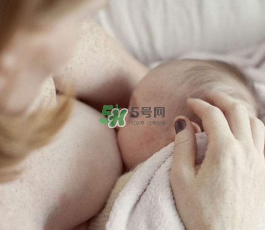 母乳喂養(yǎng)會積食嗎？純母乳喂養(yǎng)的寶寶會積食嗎？