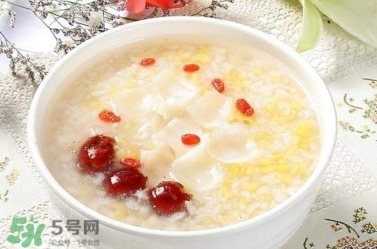 寶寶多大能吃調(diào)料？給寶寶輔食加調(diào)料的原則