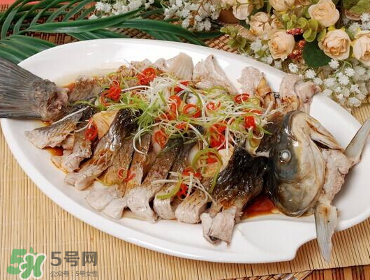 鰱魚可以清蒸嗎？清蒸鰱魚怎么做好吃？