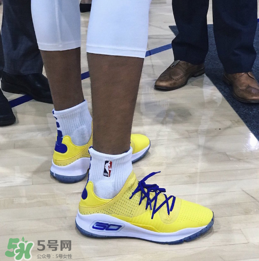 under armour curry 4 low warriors什么時候發(fā)售？