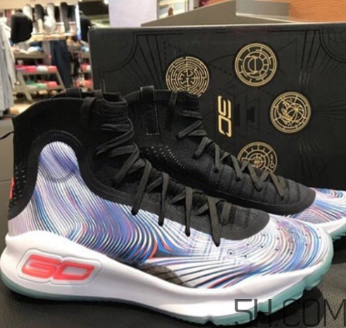 under armour curry 4庫里戰(zhàn)靴中國別注版實物什么樣？