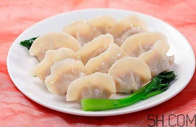 煮餃子開鍋煮皮還是餡？煮餃子蓋不蓋鍋蓋？