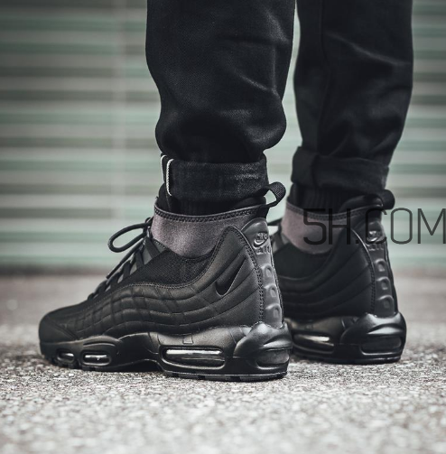 nike air max 95 triple black黑魂配色上腳效果怎么樣？