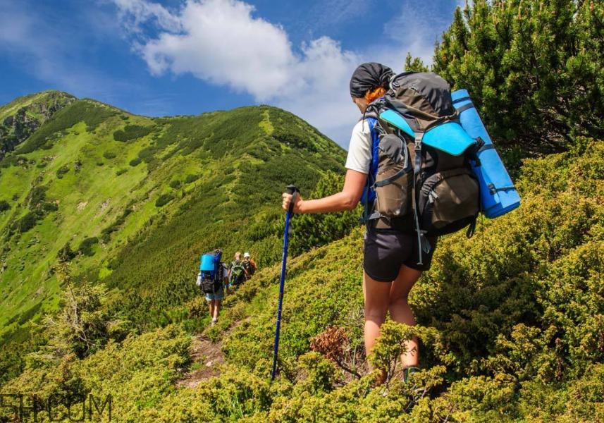 下雪爬山要準(zhǔn)備什么？爬山后小腿疼怎么按摩？