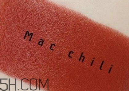 mac小辣椒和迪奧999一樣嗎？mac chili和dior999試色對(duì)比