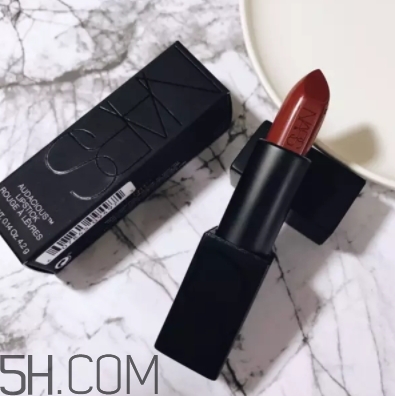 nars mona口紅顯白嗎？nars mona適合黃皮嗎？